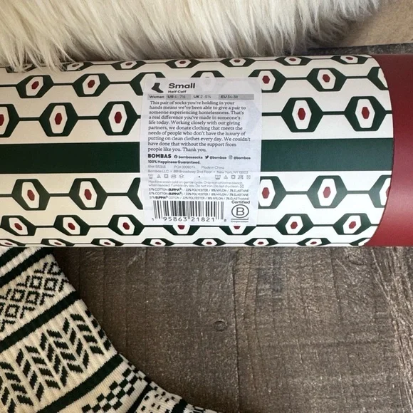 Bombas woman’s small fits size 4- 7 1/2 half calf patterned socks. - Picture 2 of 3